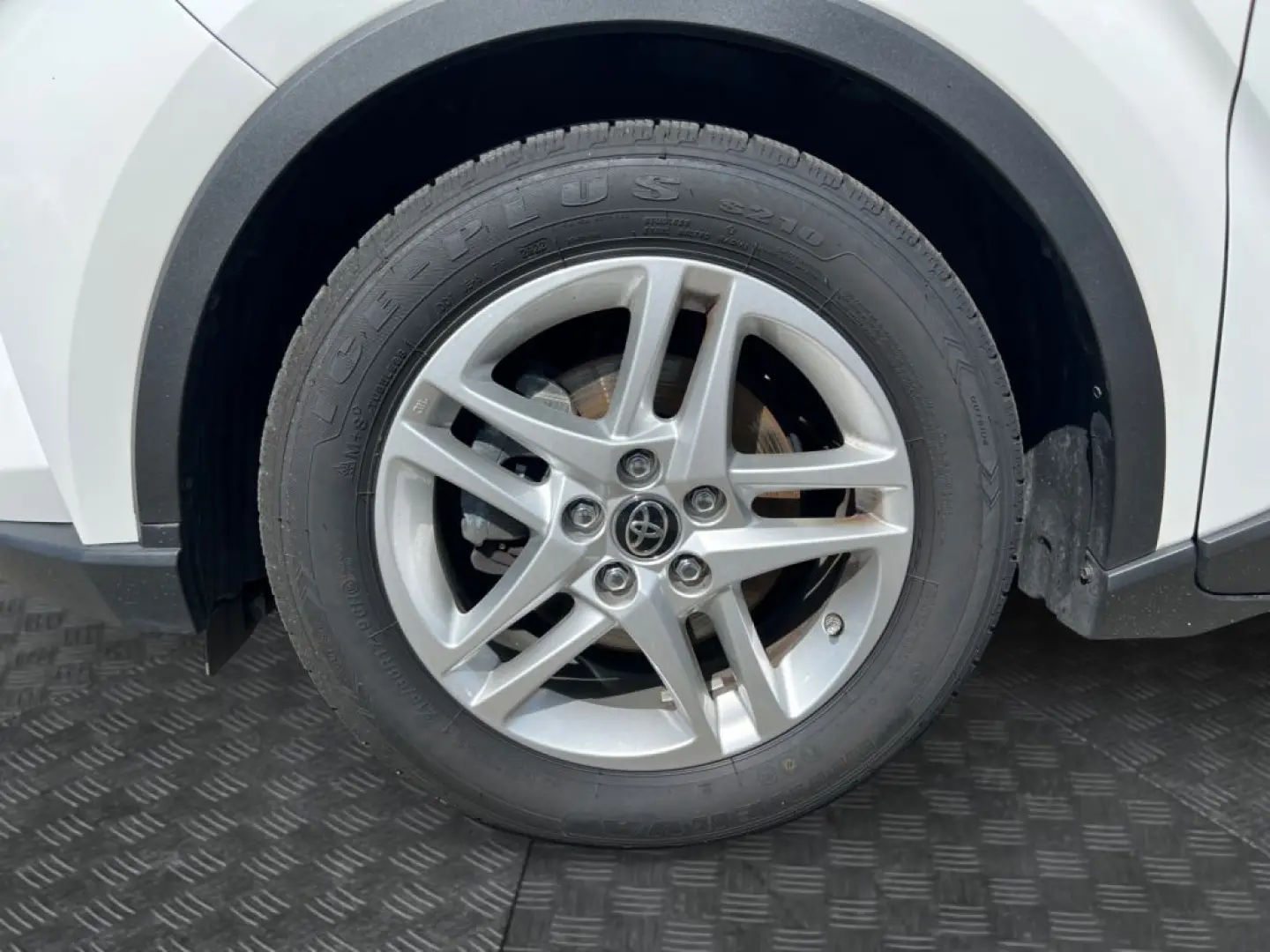 C-HR Hybrid Flow Sitzheizung