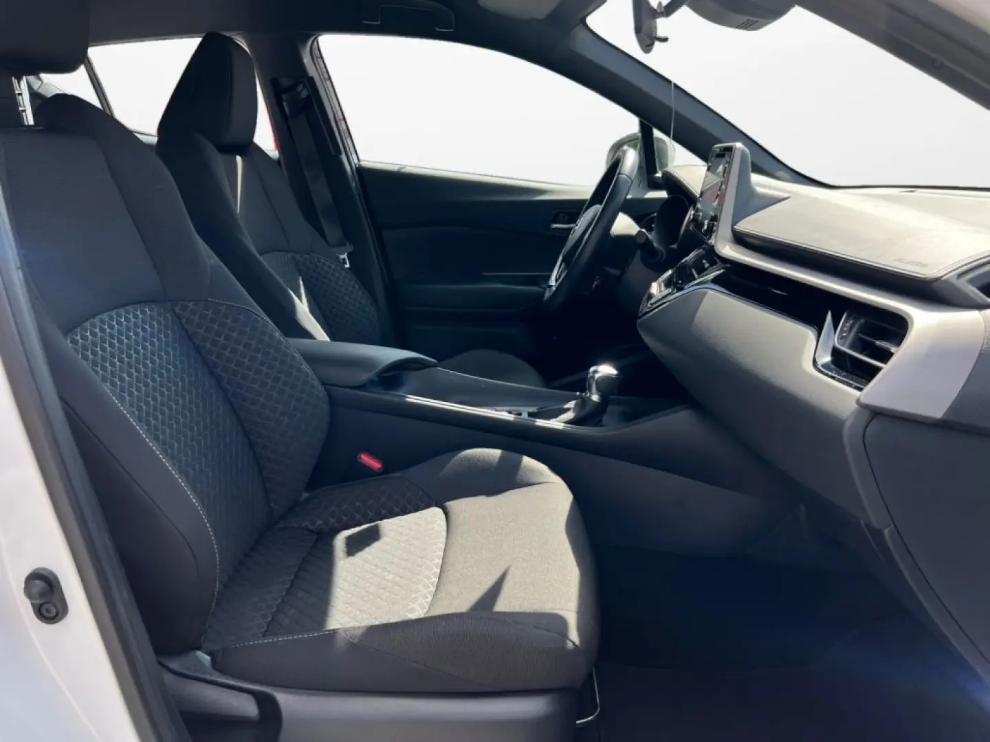 C-HR Hybrid Flow Sitzheizung