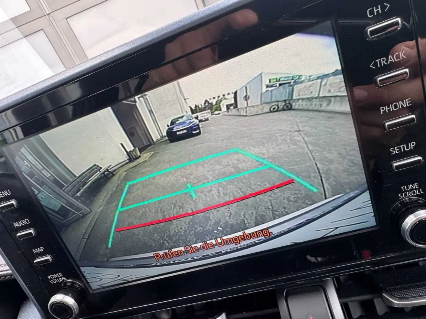 C-HR Hybrid Team D * All-Wetter-Reifen *