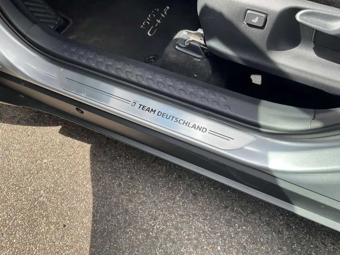 C-HR HYBRID TEAM D 1.8 16V NAVI+ACC+BI-LED+RFK+S