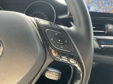 C-HR HYBRID TEAM D 1.8 16V NAVI+ACC+BI-LED+RFK+S
