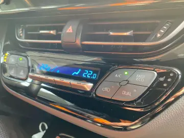 C-HR 1.8 Hybrid Team D *Navi*LED*CarPlay*CAM*
