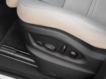 Cayenne E-Hybrid Coupe BOSE Luftfederung LED