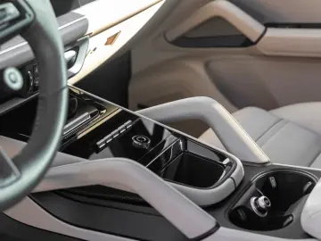 Cayenne E-Hybrid Coupe BOSE Luftfederung LED