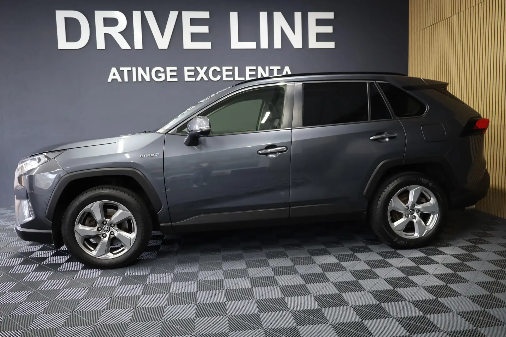 TOYOTA RAV4 - 2.5i i-AWD Hibrid Premium Plus