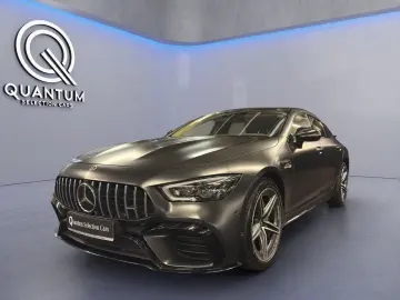 GT63  AERO Schalensitz Designo SAGA Night