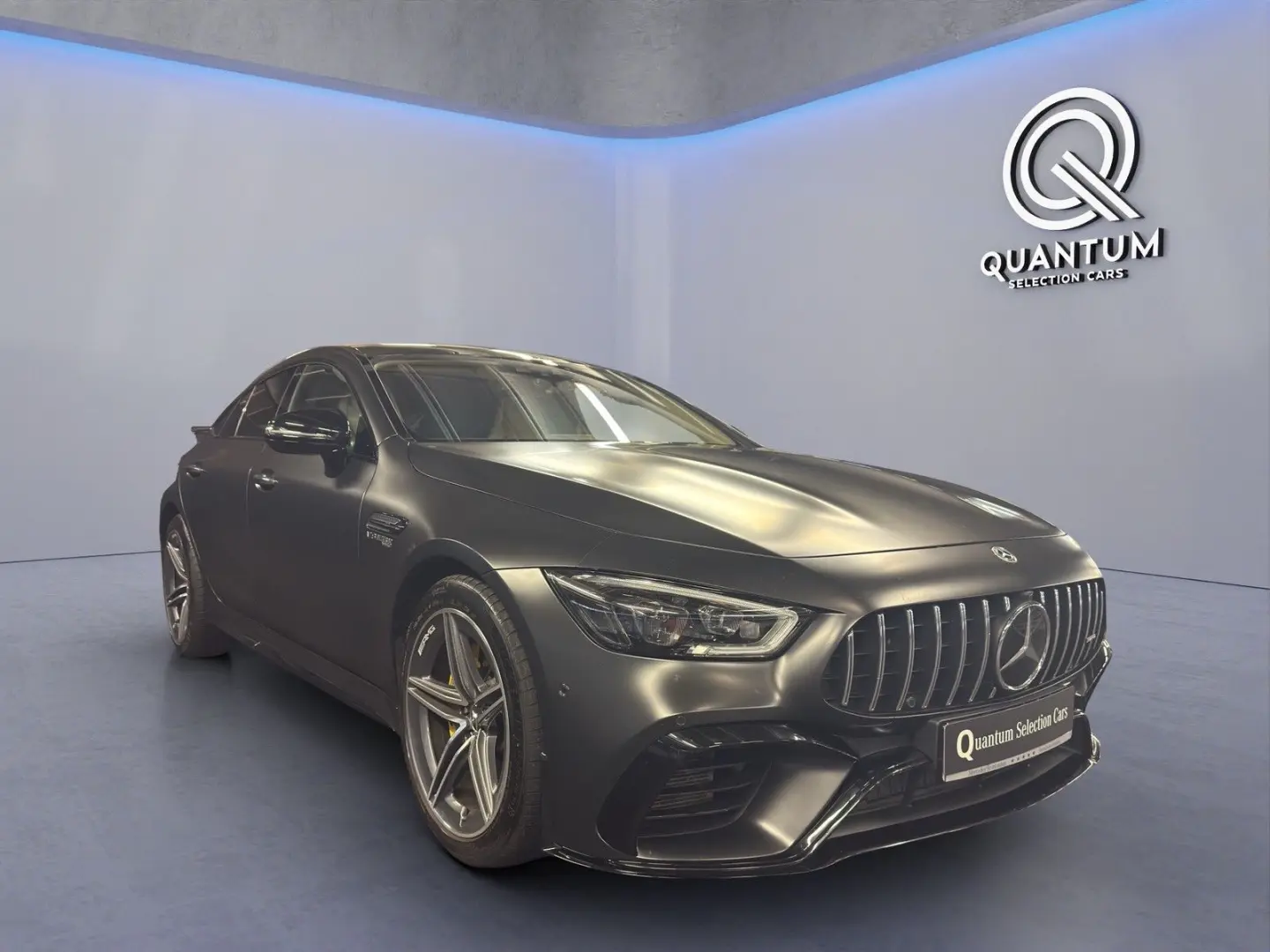 GT63 *AERO*Schalensitz*Designo*SAGA*Night*