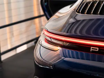 911 Carrera 4  Approved
