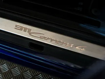 911 Carrera 4  Approved