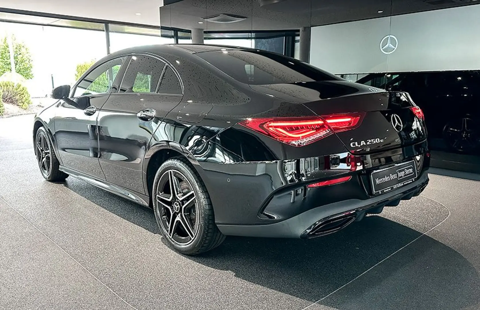 CLA 250 e AMGLi+ED2020+NIGHT+LED+MBUX+SOUND