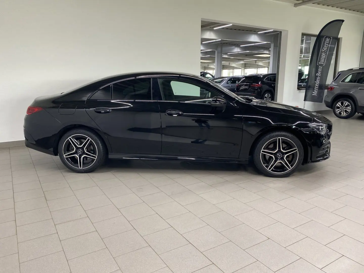 CLA 250 e AMG+NIGHT+LED+NAVI+SITZHZG+AMBIENTE