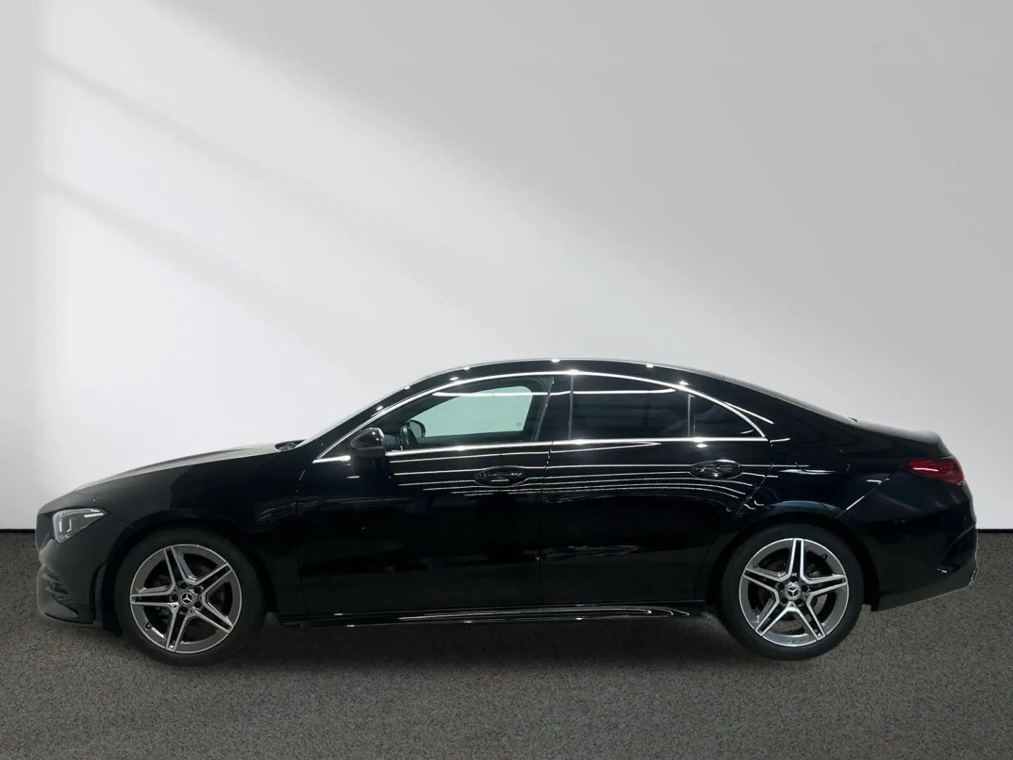 CLA 180 AMG Rückfahrkamera MBUX-High-End LED