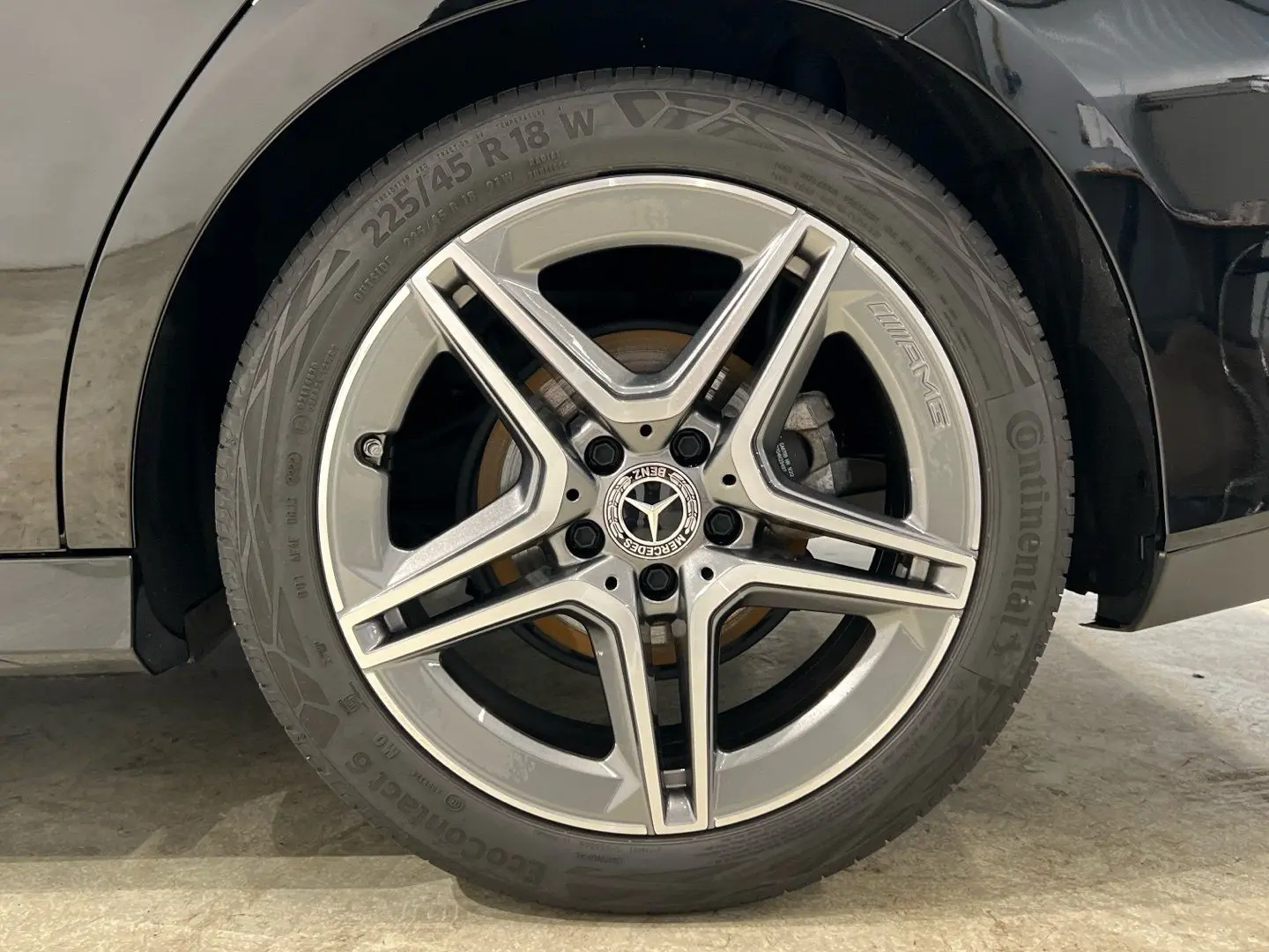 CLA 180 AMG Rückfahrkamera MBUX-High-End LED
