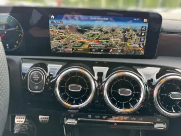 CLA 200 Coupé AMG+PANO+MULTIBEAM+WIDE+CARPLAY+BT