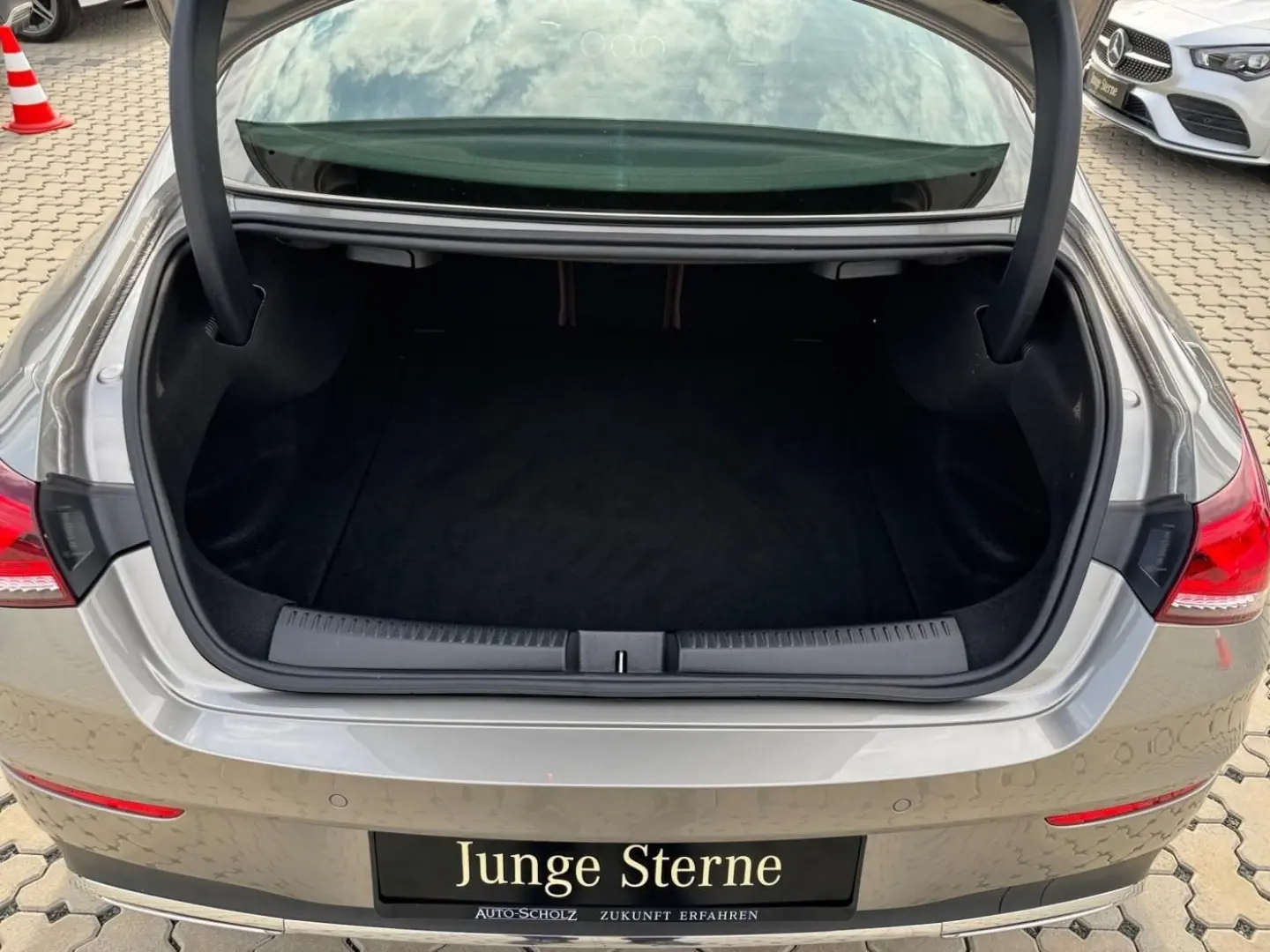 CLA 200 Coupé AMG+PANO+MULTIBEAM+WIDE+CARPLAY+BT