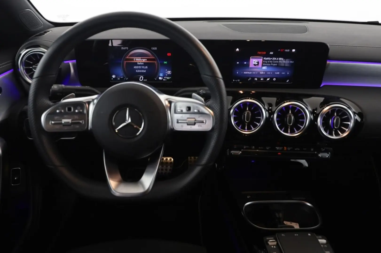 CLA 250 e AMG Night MBUX SHZ Navi LED AUT LMF