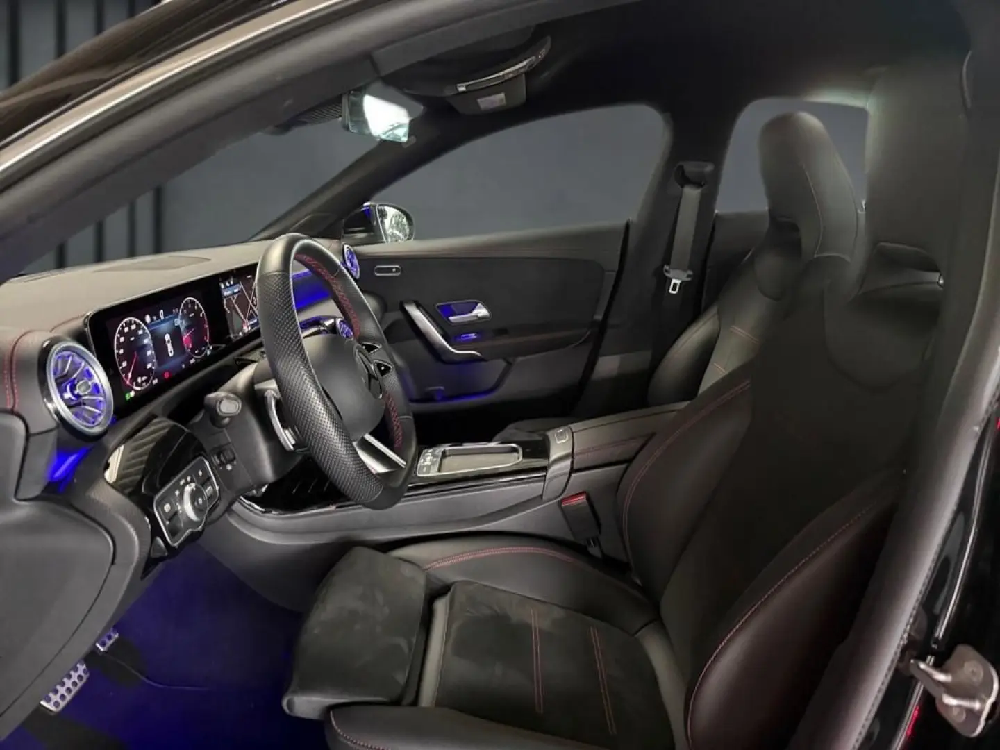 CLA 180 Coupé AMG +KAMERA+MBUX+LED+AMBIENTE