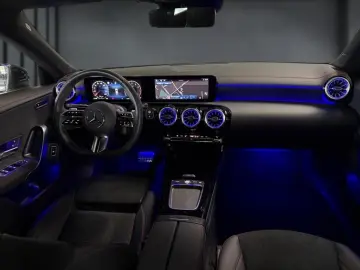 CLA 180 Coupé AMG +KAMERA+MBUX+LED+AMBIENTE