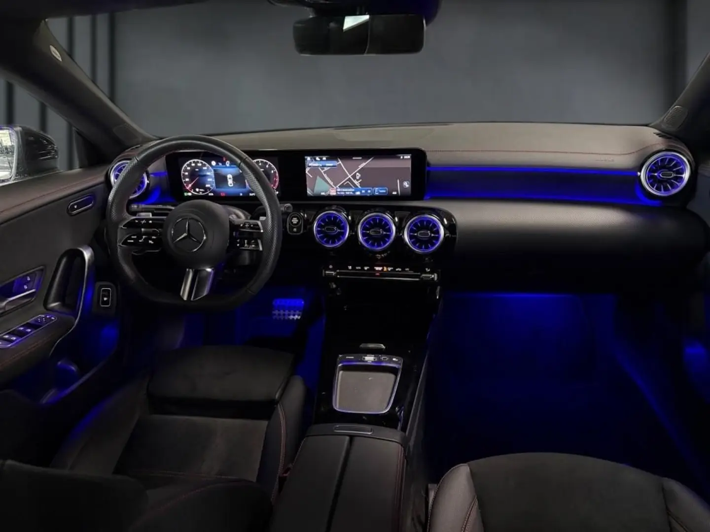 CLA 180 Coupé AMG +KAMERA+MBUX+LED+AMBIENTE