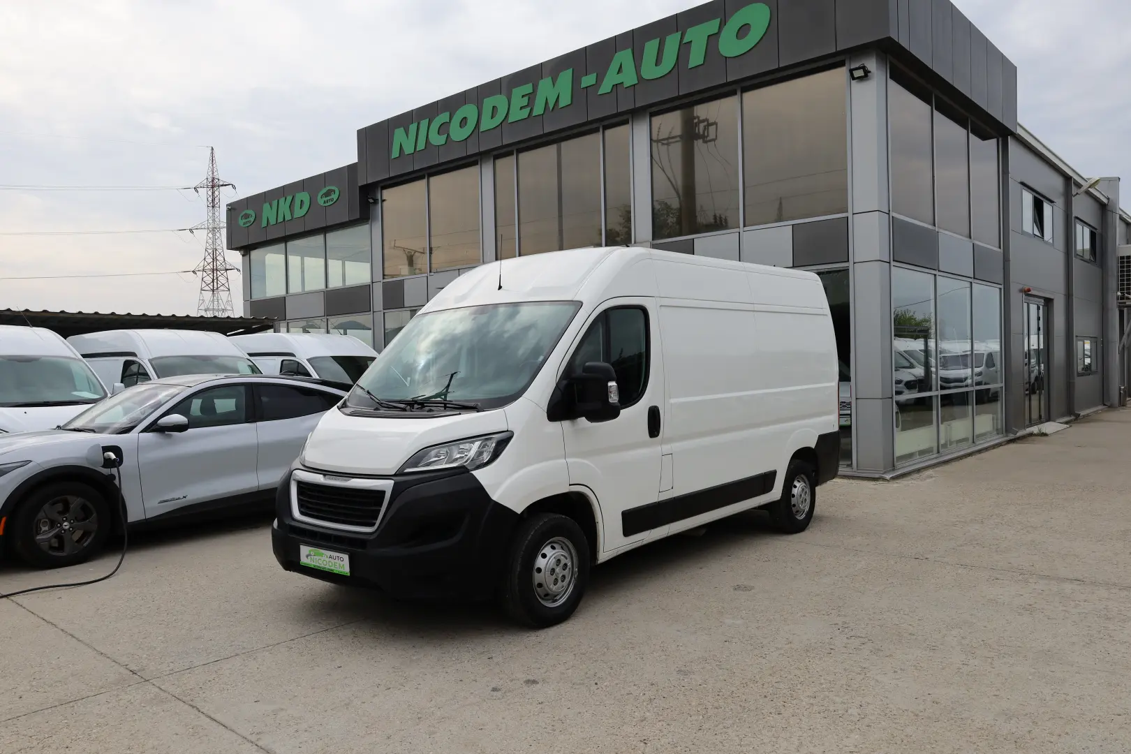 Peugeot Boxer L2H2 2.2D 120CP