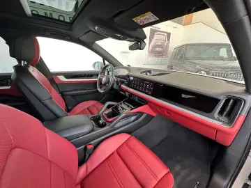 Porsche Cayenne- Matrix/ACC