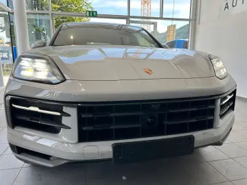Porsche Cayenne- Matrix/ACC