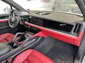 Porsche Cayenne- Matrix/ACC