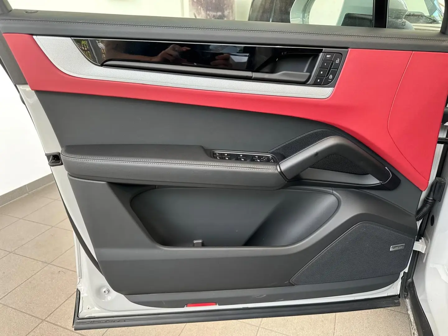 Porsche Cayenne- Matrix/ACC