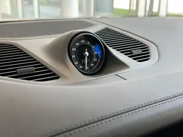 Porsche Cayenne- Matrix/ACC