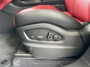 Porsche Cayenne- Matrix/ACC