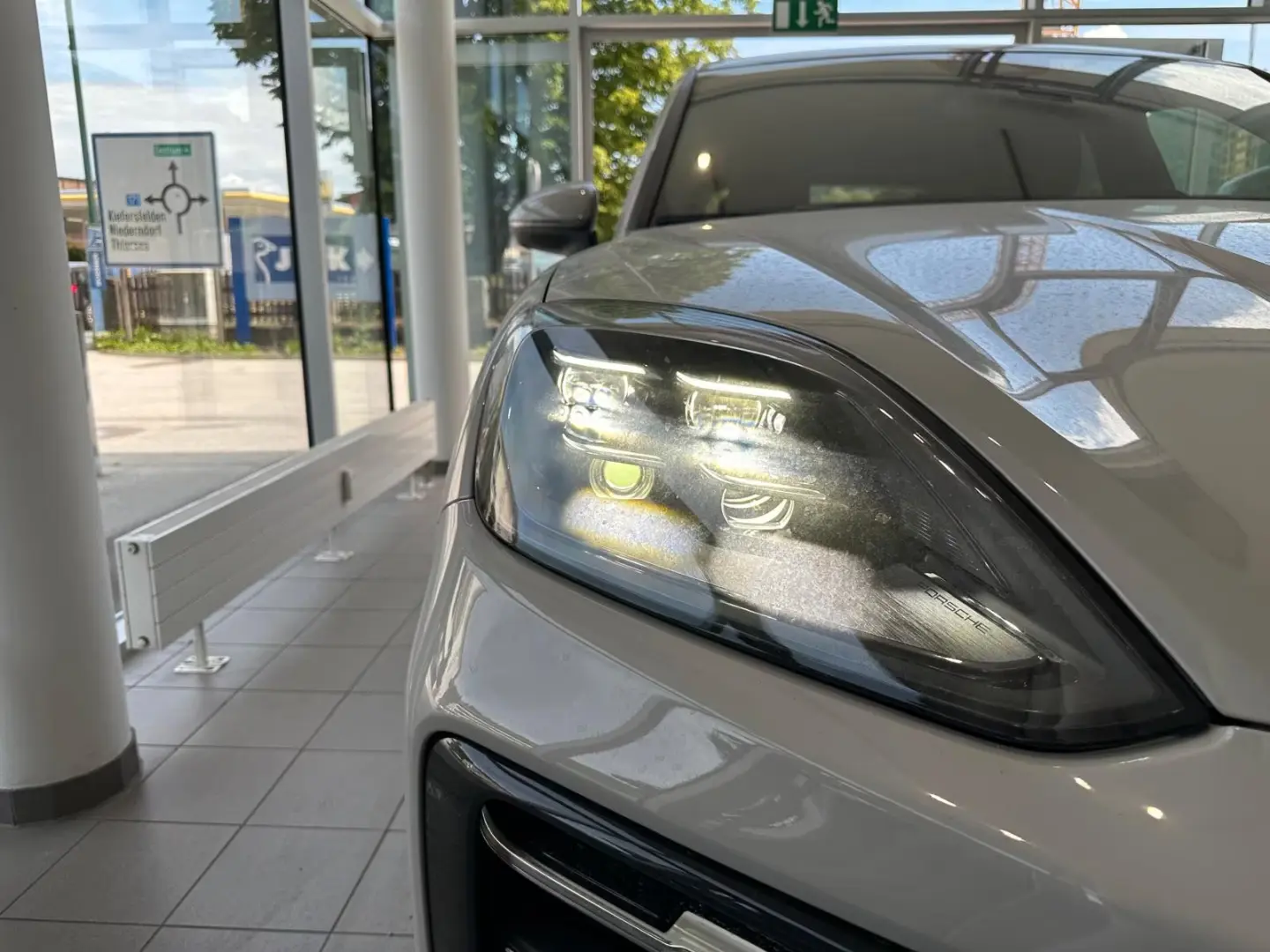 Porsche Cayenne- Matrix/ACC