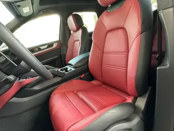 Porsche Cayenne- Matrix/ACC