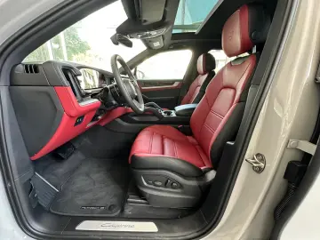 Porsche Cayenne- Matrix/ACC