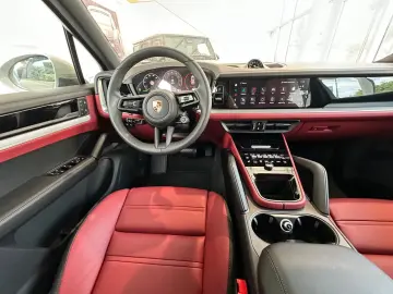 Porsche Cayenne- Matrix/ACC