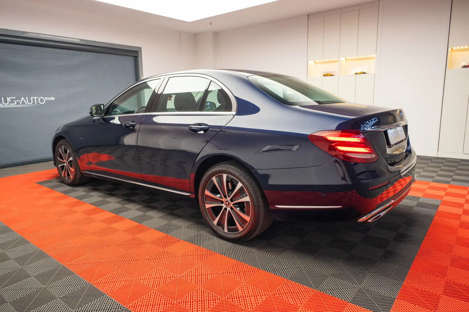 Mercedes-Benz E300DE Multibeam Ambient BlindSpot WeBasto
