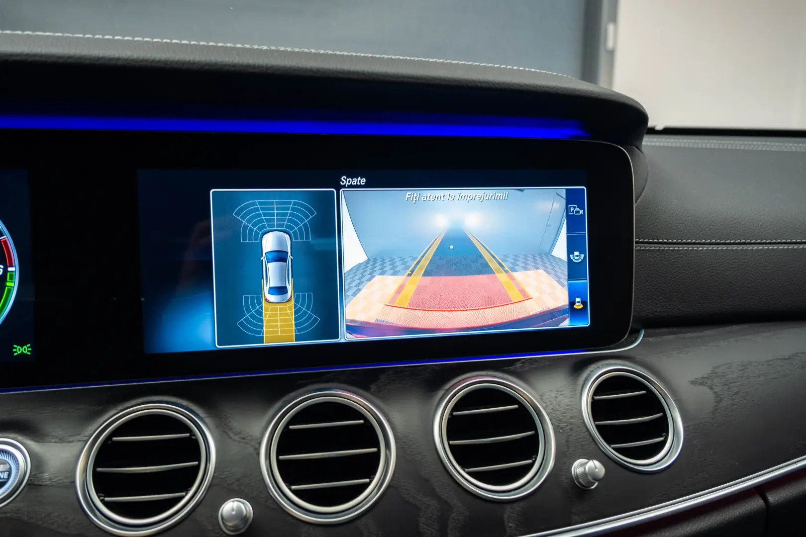 Mercedes-Benz E300DE Multibeam Ambient BlindSpot WeBasto