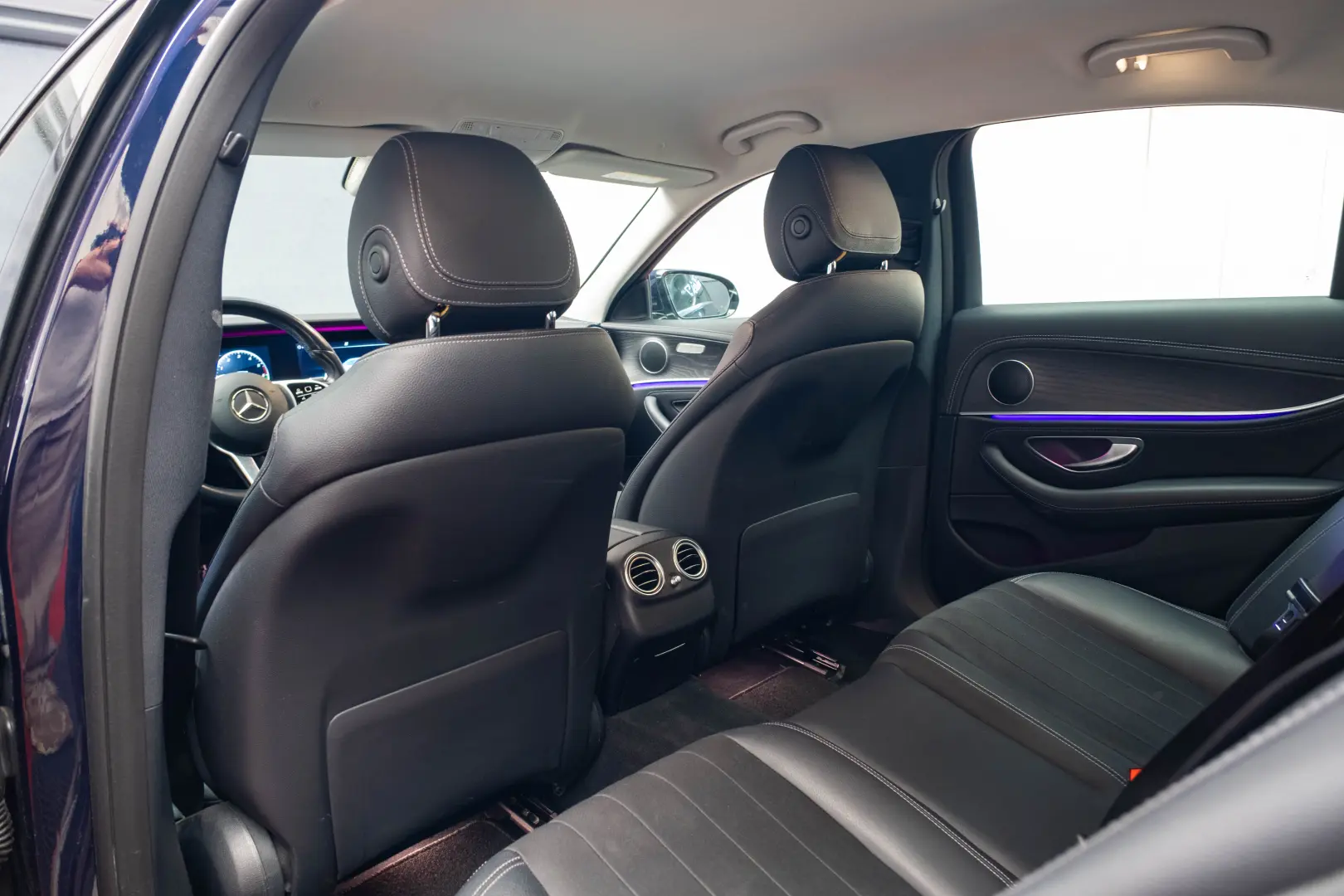Mercedes-Benz E300DE Multibeam Ambient BlindSpot WeBasto
