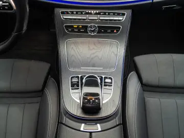Mercedes-Benz E300DE Multibeam Ambient BlindSpot WeBasto