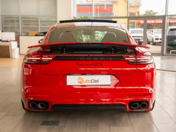 Porsche Panamera 4 GTS