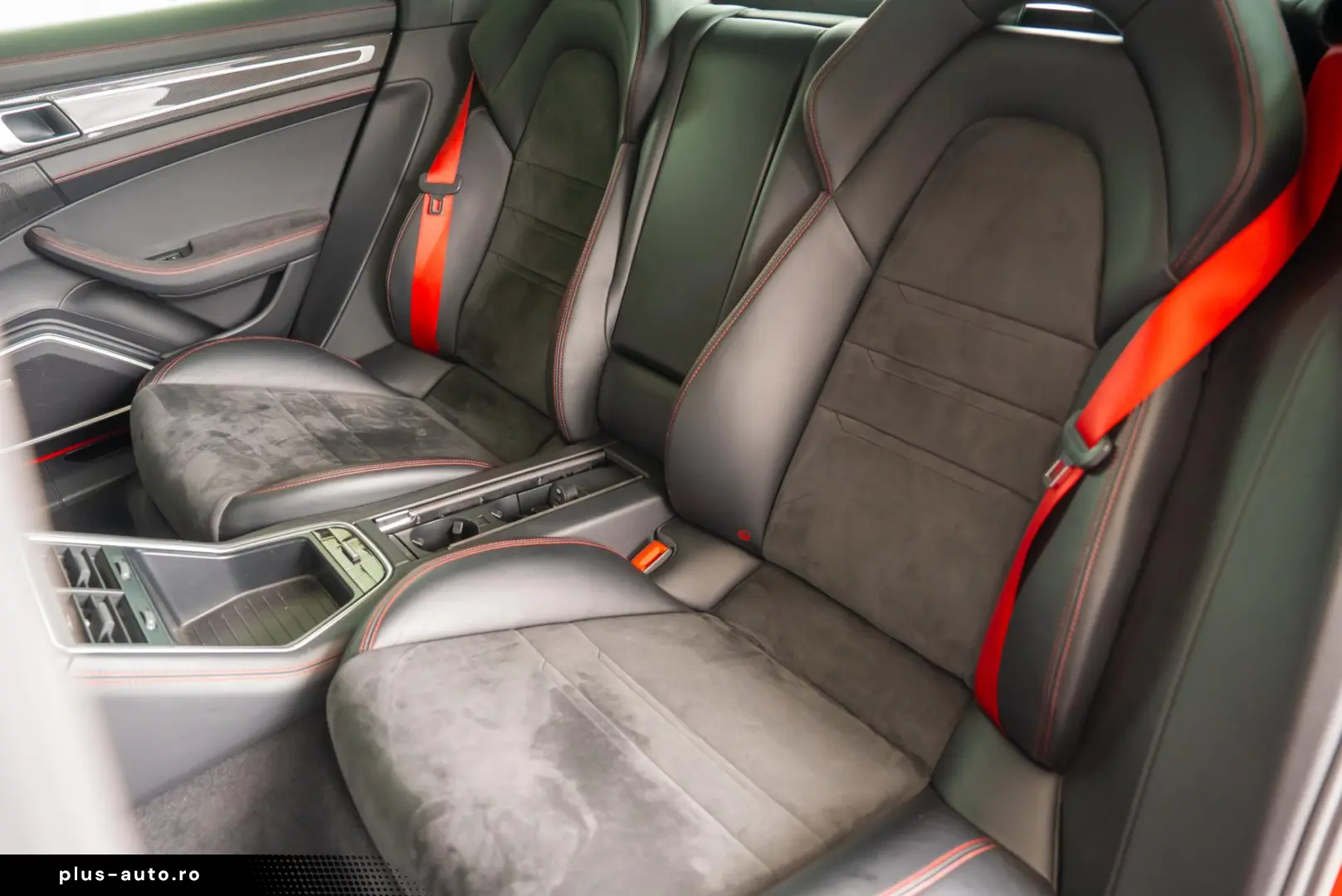 Porsche Panamera 4 GTS