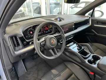 Porsche Cayenne- Matrix/ACC/Ventilatie