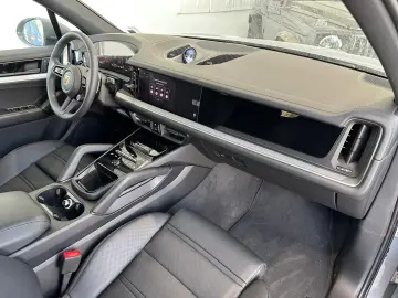 Porsche Cayenne- Matrix/ACC/Ventilatie
