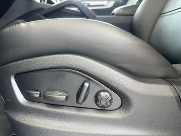 Porsche Cayenne- Matrix/ACC/Ventilatie