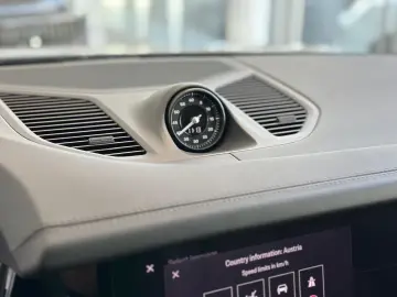 Porsche Cayenne- Matrix/ACC/Ventilatie