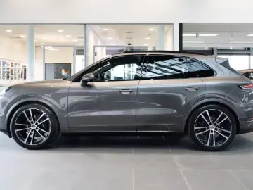 Porsche Cayenne SportDesign 22Zoll Massage