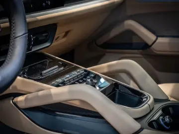 Porsche Cayenne SportDesign 22Zoll Massage