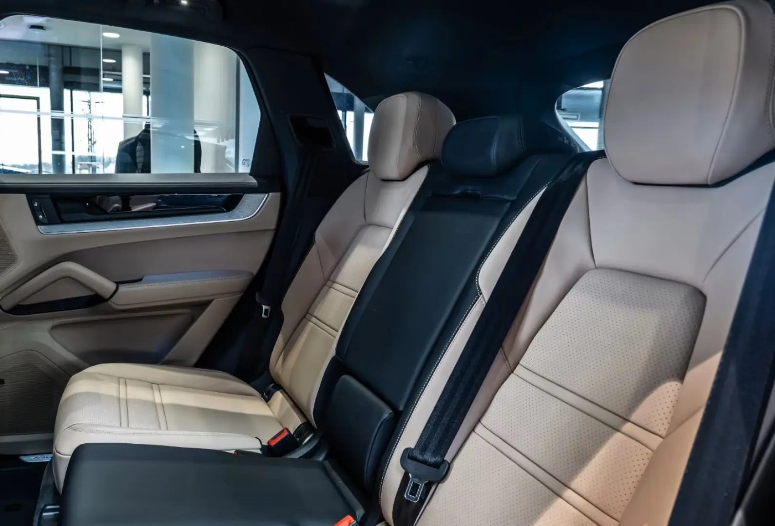 Porsche Cayenne SportDesign 22Zoll Massage