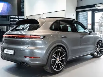 Porsche Cayenne SportDesign 22Zoll Massage