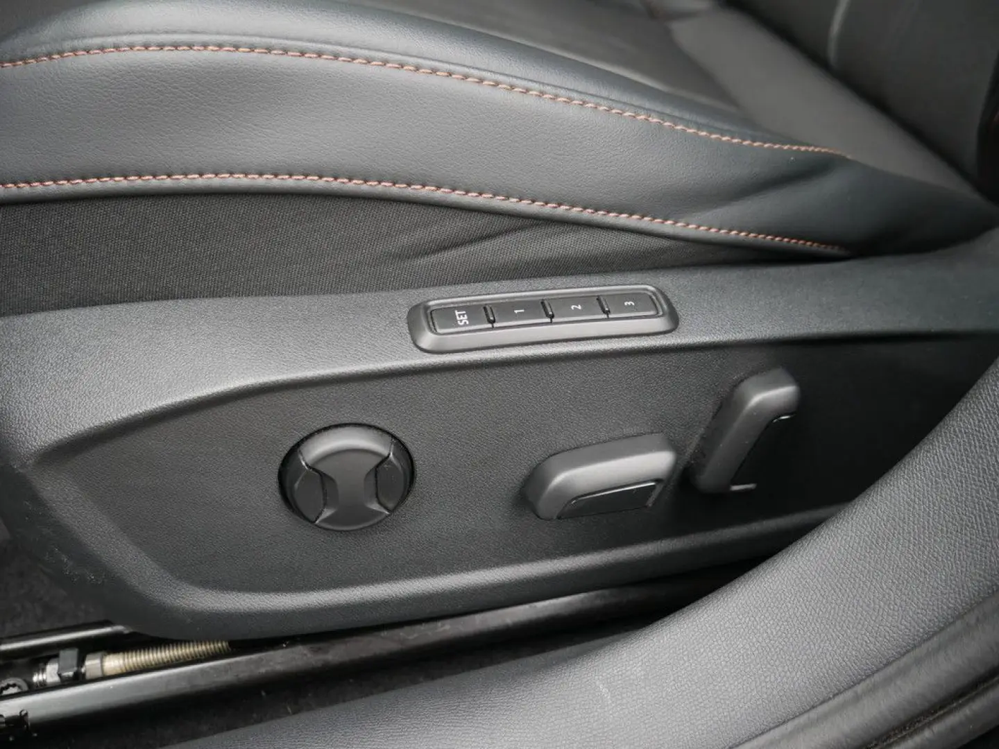 Formentor 2.0 TSI VZ 4Drive BEATS NAVI ACC LED