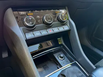 Kodiaq Style LED AHK DAB ACC Kam. Navi